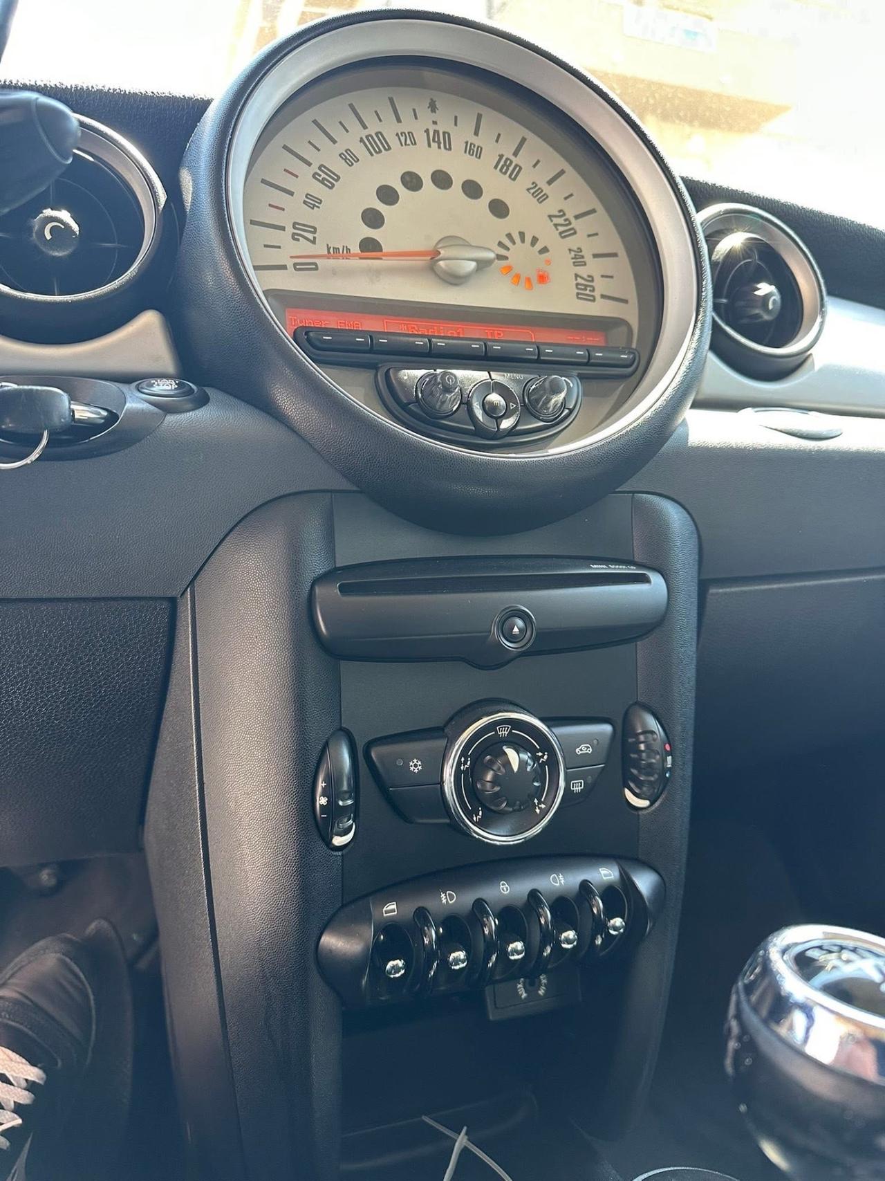 Mini 1.6 16V Cooper
