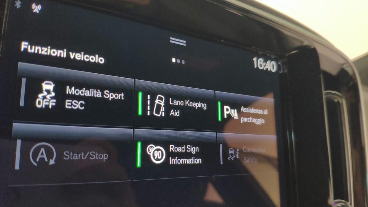 VOLVO Xc40 T2 Automatico Core N-1
