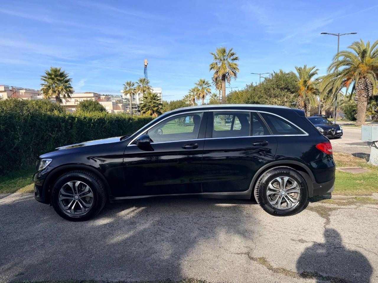 Mercedes GLC SUV GLC 220 d Business 4matic auto