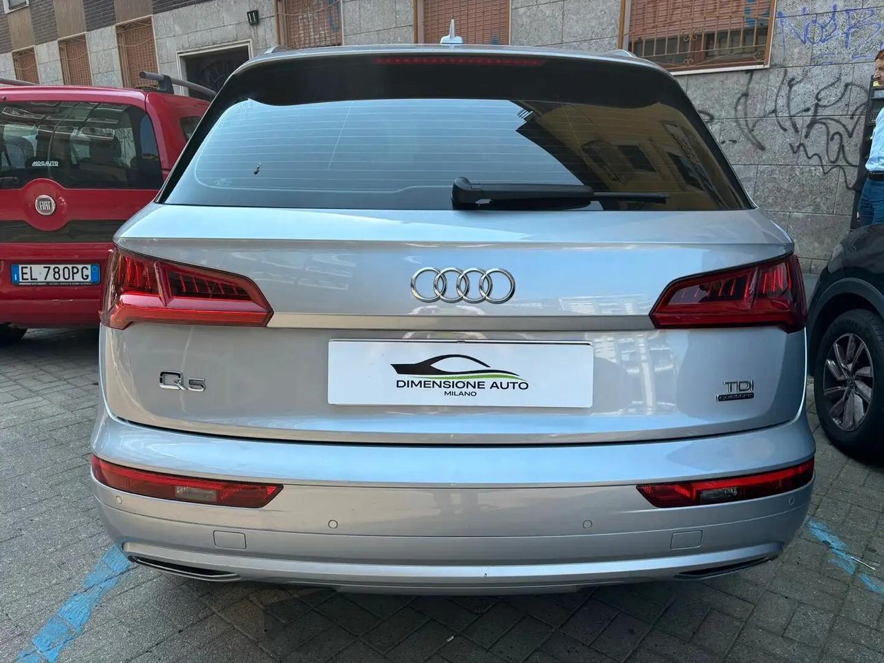 Audi Q5 40 TDI quattro S tronic Business Sport