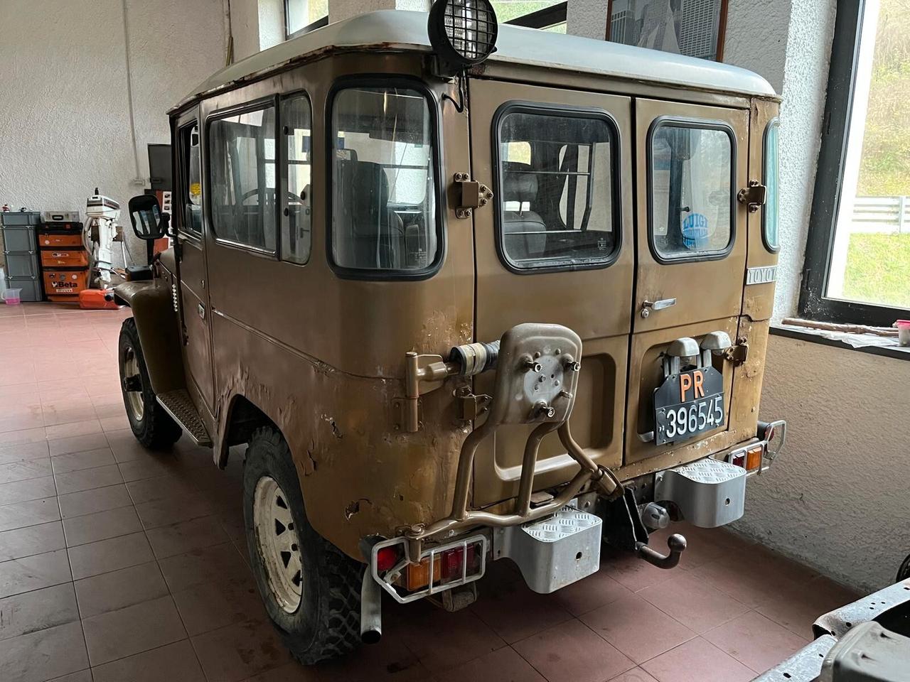 Toyota Land Cruiser bj 40