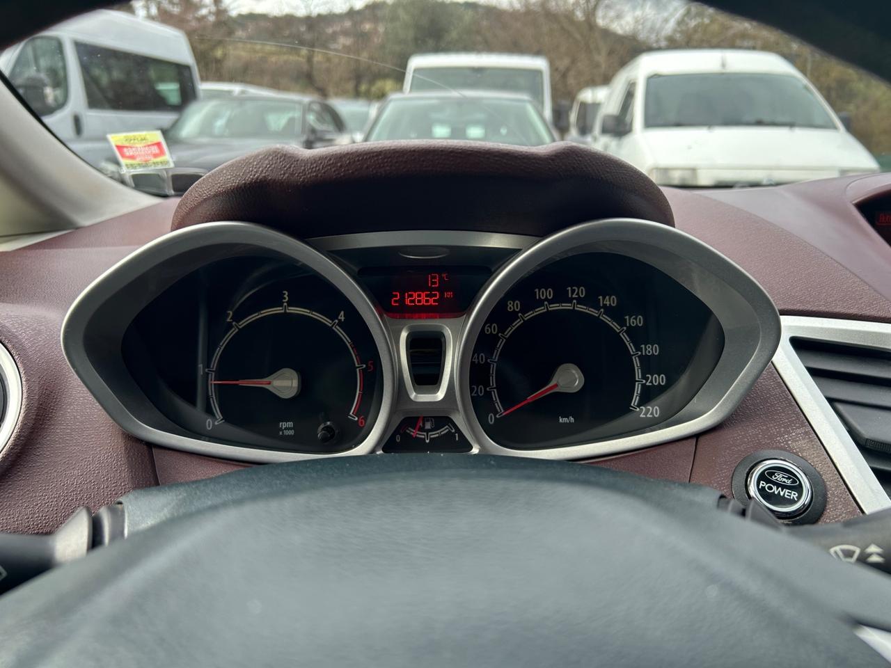 Ford Fiesta 1.4 TDCi 5p. Titanium