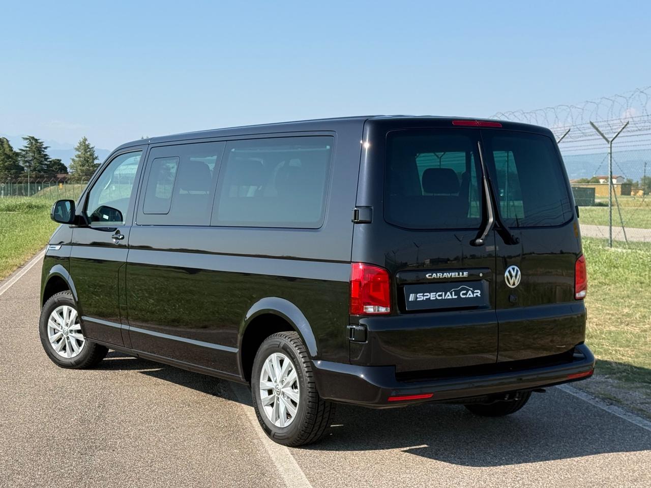 Volkswagen Caravelle 2.0 TDI 150CV "PASSO LUNGO-IVA ESPOSTA-KM 15000 !!!"