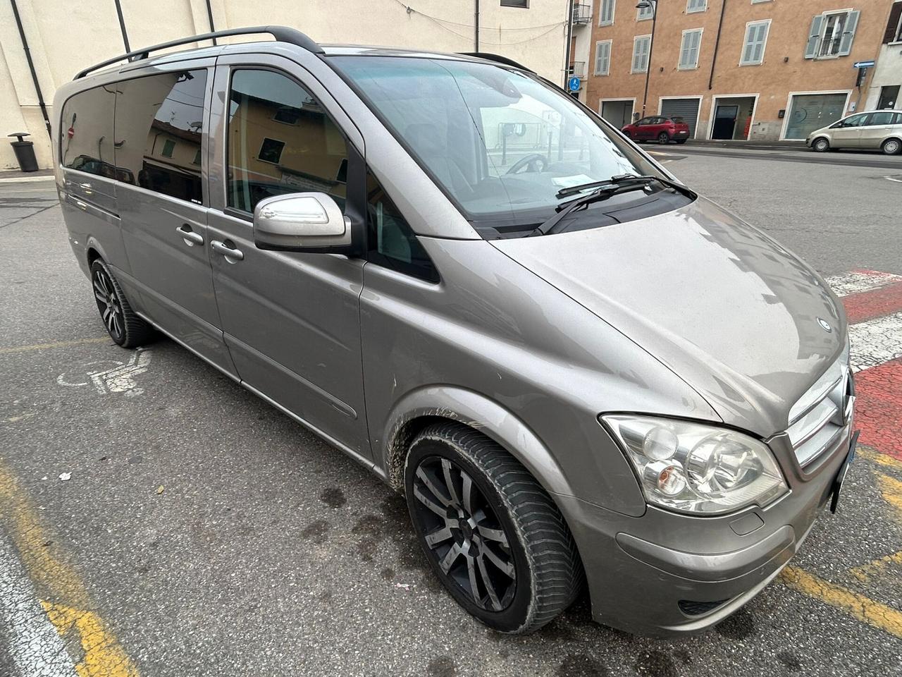 Mercedes-benz Viano 3.0 cdi V6 224cv EL auto