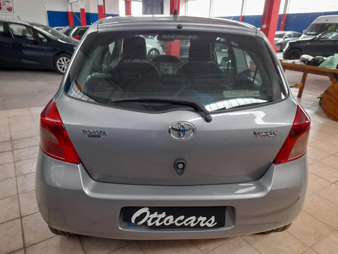 Toyota Yaris 1.3 3 porte Navi