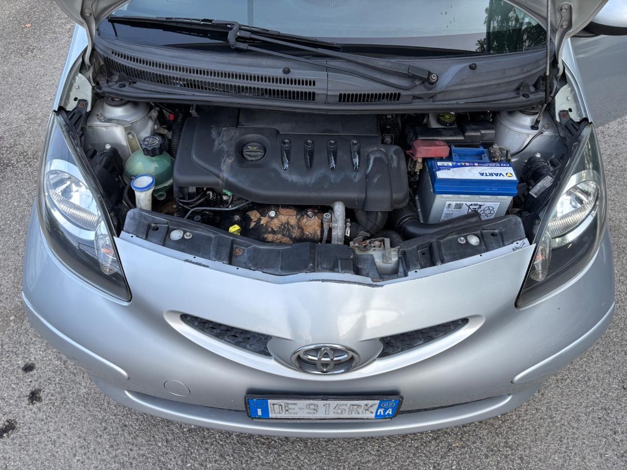 Toyota Aygo 1.4 DIESEL 5 porte Sol OK NEOPATENTATI