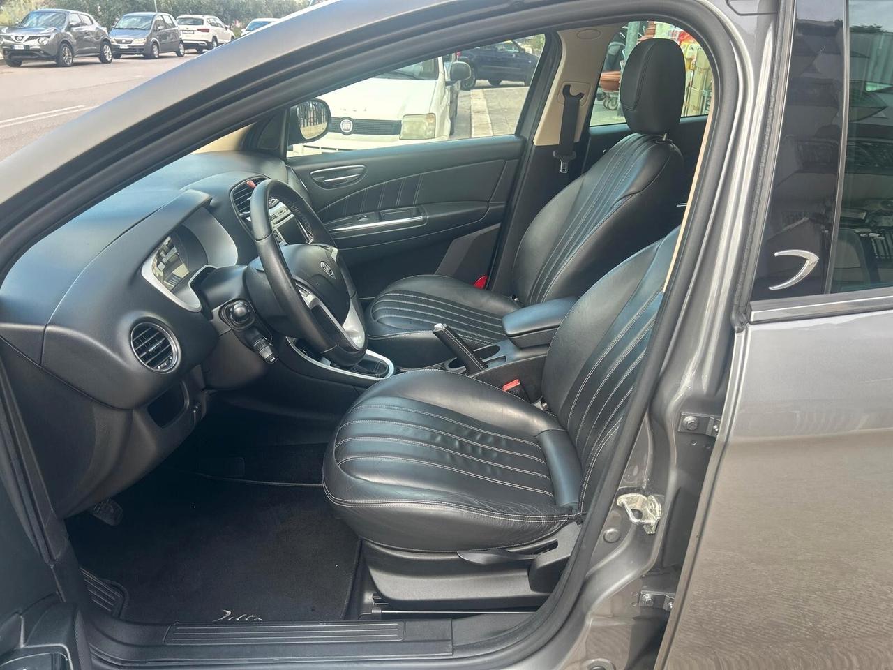 Lancia Delta 1.6 MJT DPF Gold