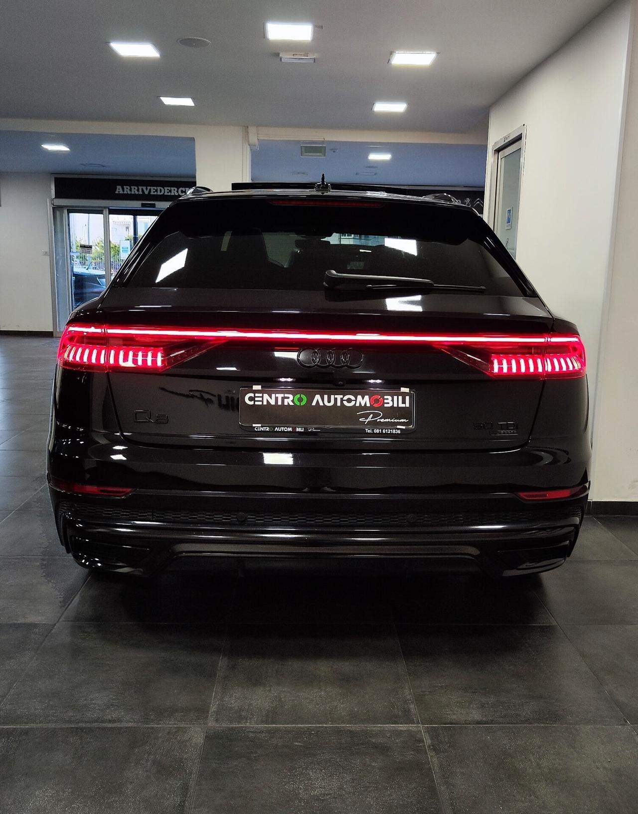 Audi Q8 50 TDI 286 CV quattro tiptronic S Line Tetto Matrix Night