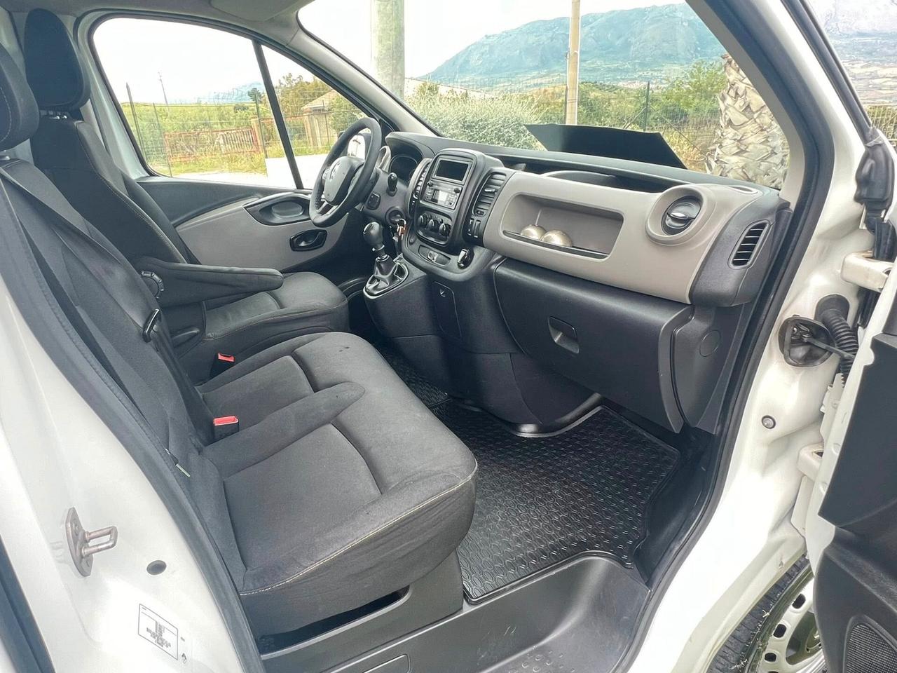 RENAULT TRAFIC 3 POSTI 1.6 DCI 125CV ANNo 2017