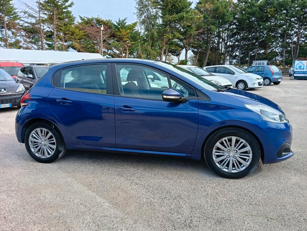 Peugeot 208 1.6BlueHDi 75cv 5p Active