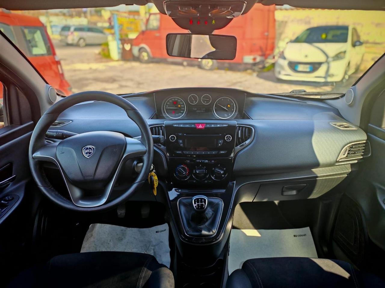 Lancia Ypsilon 1.3 MJT