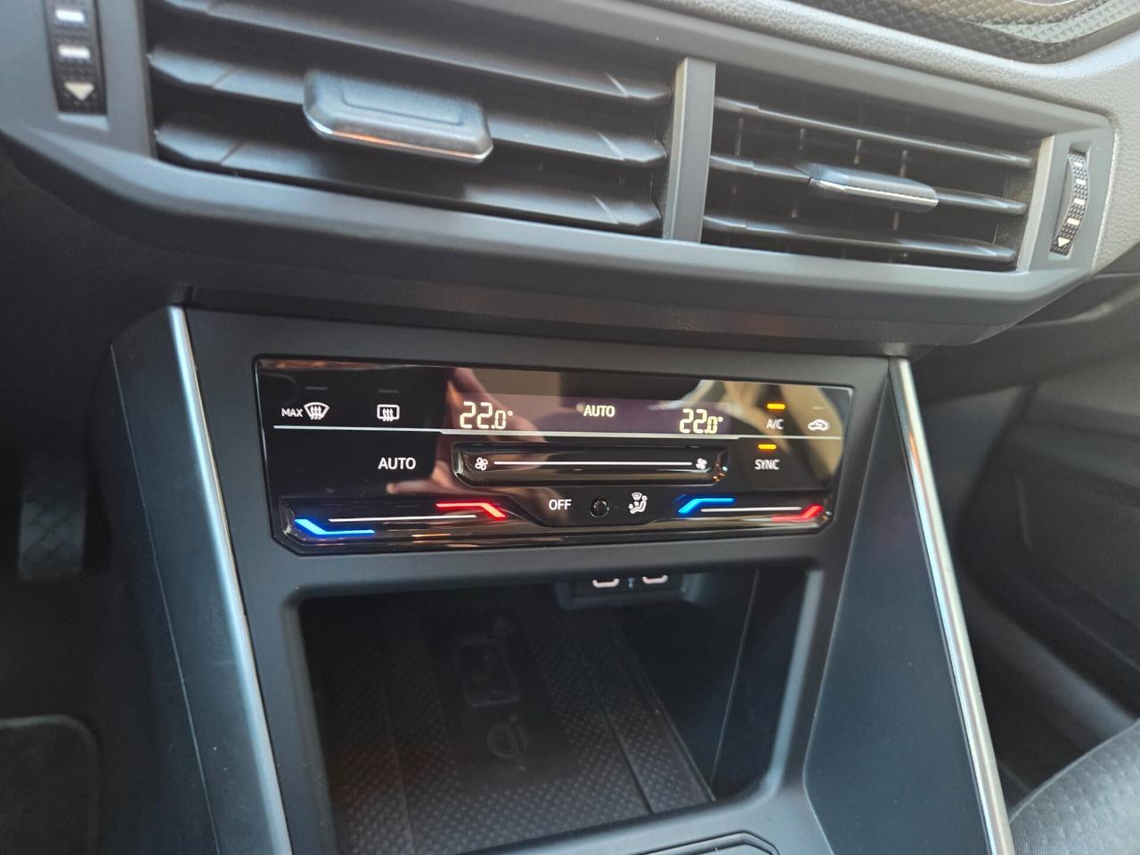 Volkswagen Polo 1.0 TSI STYLE