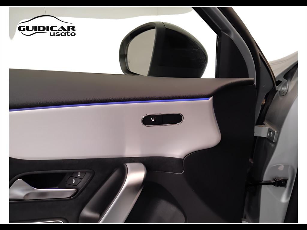 Mercedes-Benz Classe A - W177 2023 - A 180 d AMG Line Advanced Plus auto