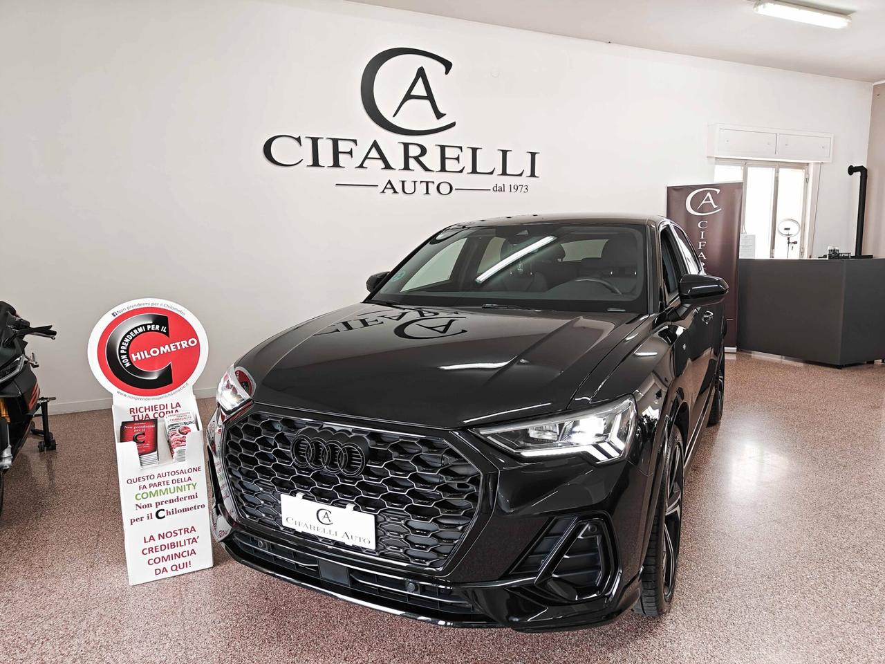 Audi Q3 SPB 35 TDI S tronic Identity Black S-Line