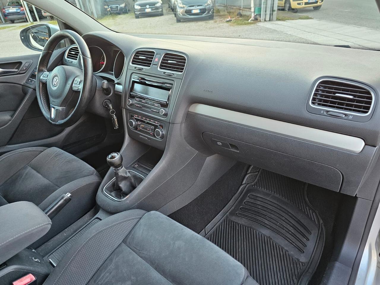 Volkswagen Golf 1.6 TDI 105cv Highline DPF*Euro5*