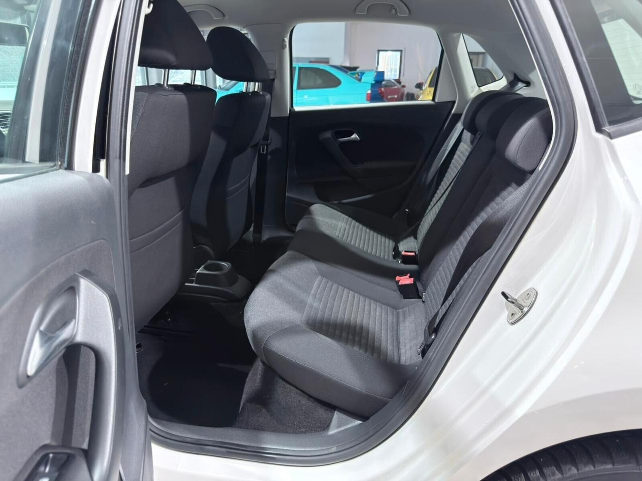 VOLKSWAGEN POLO 1.2TDI 75cv 5P 2014