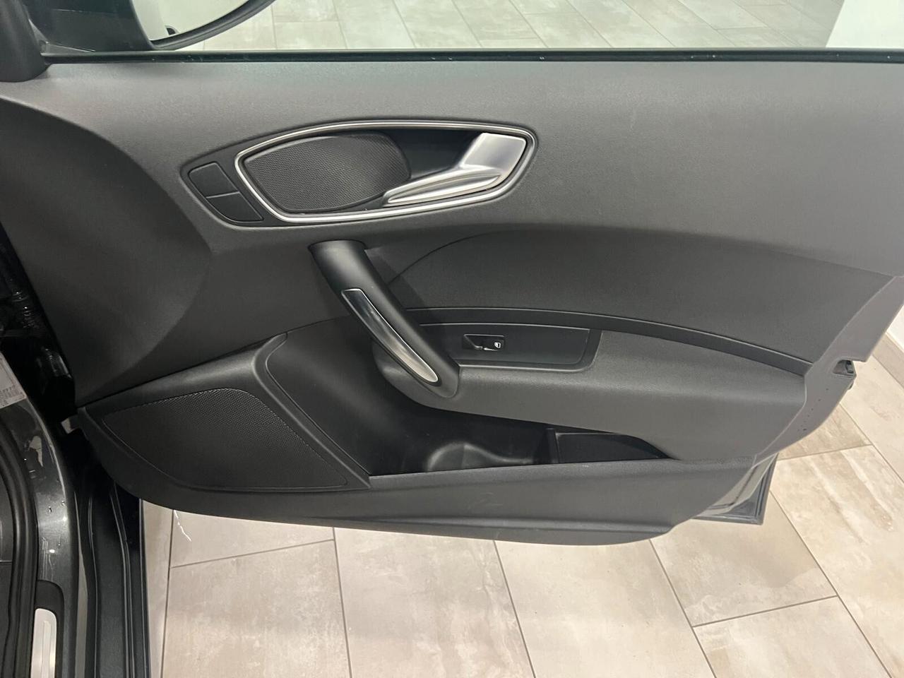 Audi A1 1.6 TDI S tronic S line edition plus