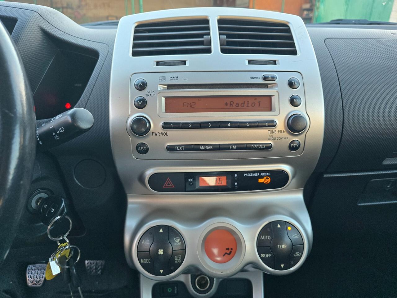 Toyota Urban Cruiser 1.4 D-4D 90cv 4x4 gancio traino full opt 2011