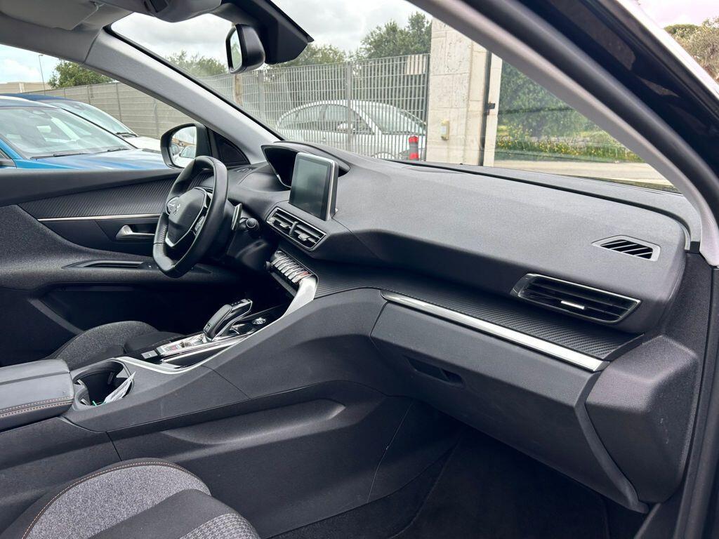 Peugeot 3008 1.5 130cv Business EAT8