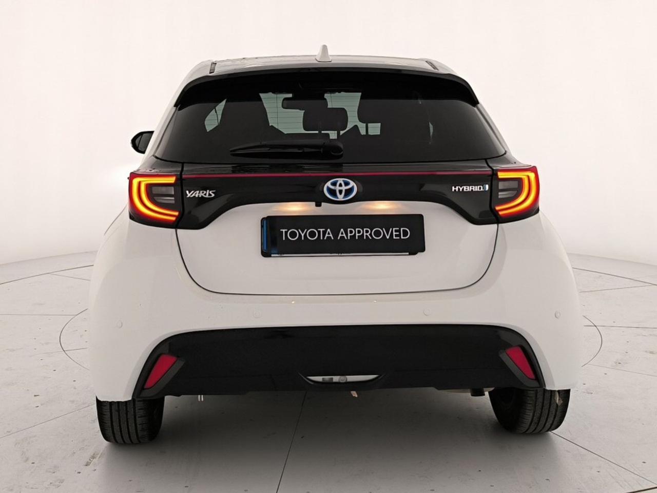 Toyota Yaris 1.5h lounge