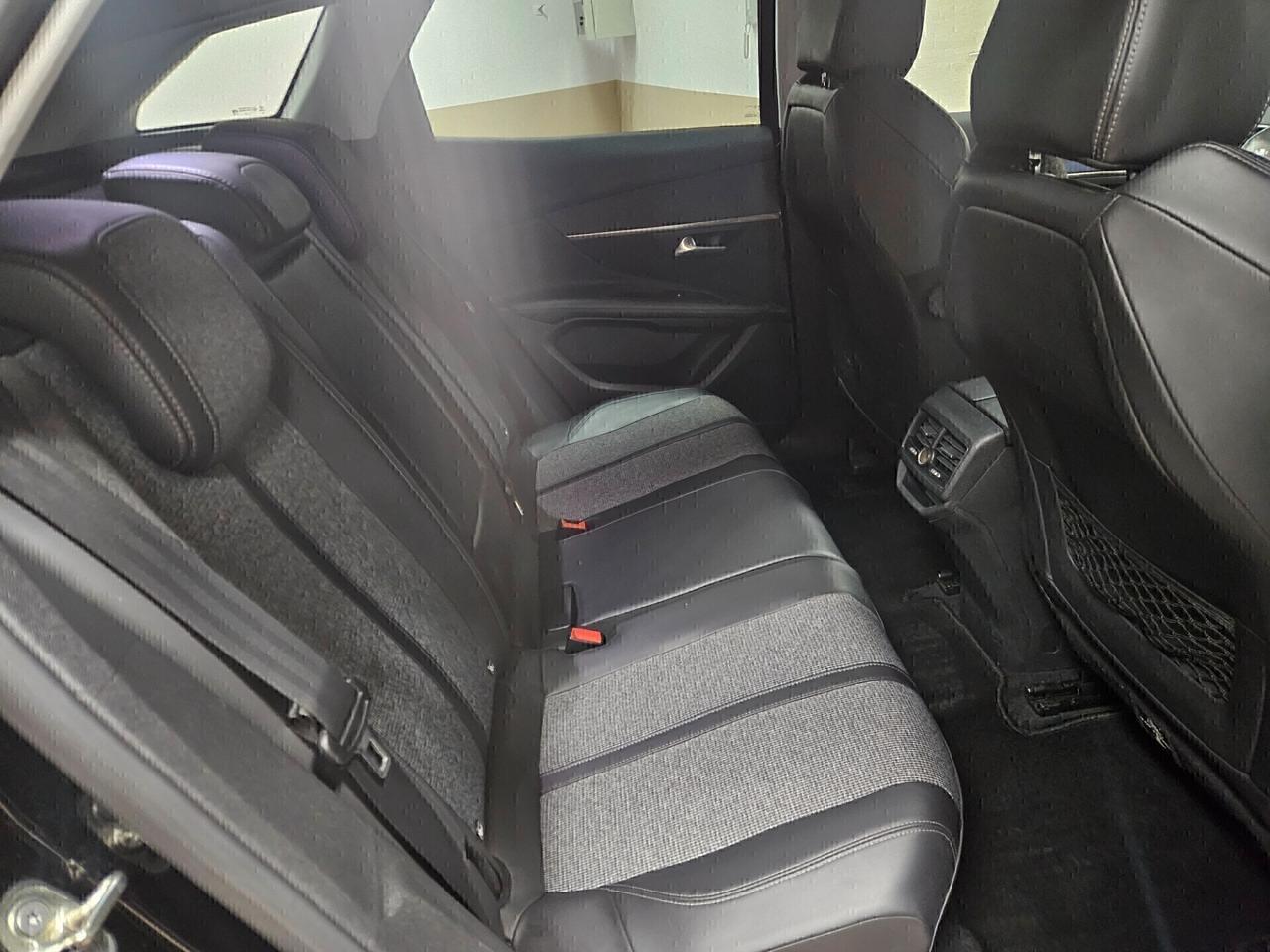 Peugeot 3008 BlueHDi 130 S&S Allure