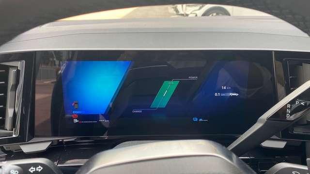 Renault Espace Techno full hybrid E-Tech 200 7posti