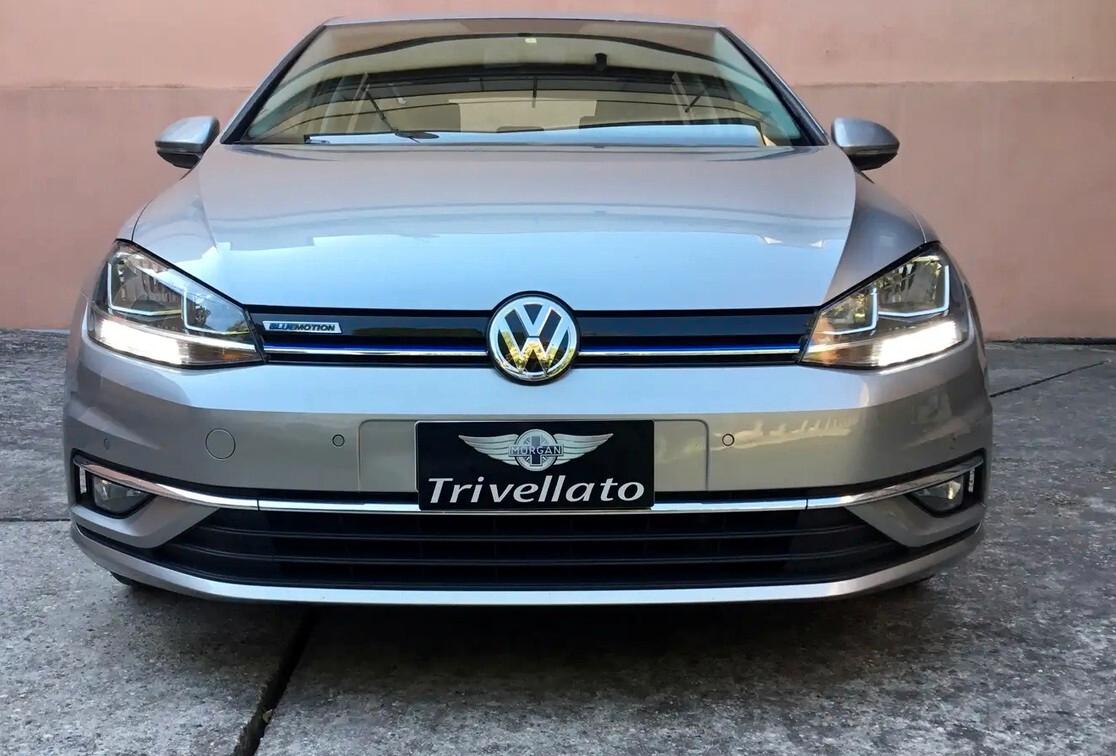 Volkswagen Golf GTI VII 2017 5p 1.5 tgi Business 130cv dsg