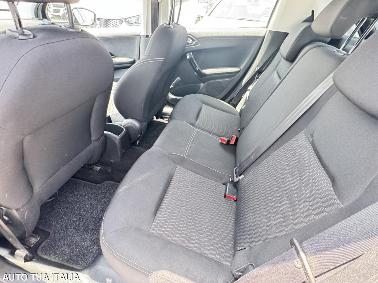 PEUGEOT 2008 1.2 BENZINA ADATTA NEOPATENTATI