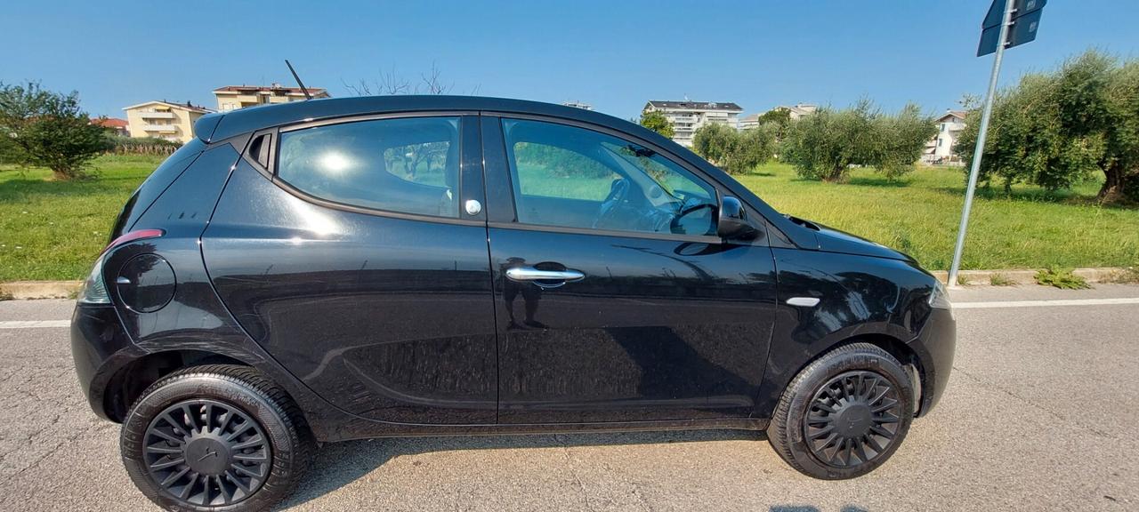 YPSILON 900 METANO DI SERIE CASA MADRE MOD.GOLD RESTAYLING X NEOPATENTATI IMPECCABILE