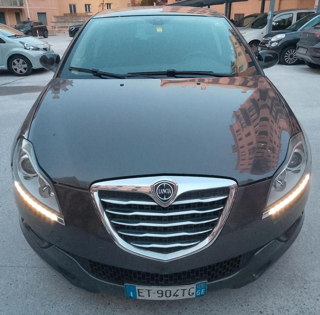 Lancia Delta 1.6 MJT DPF 105 CV Gold