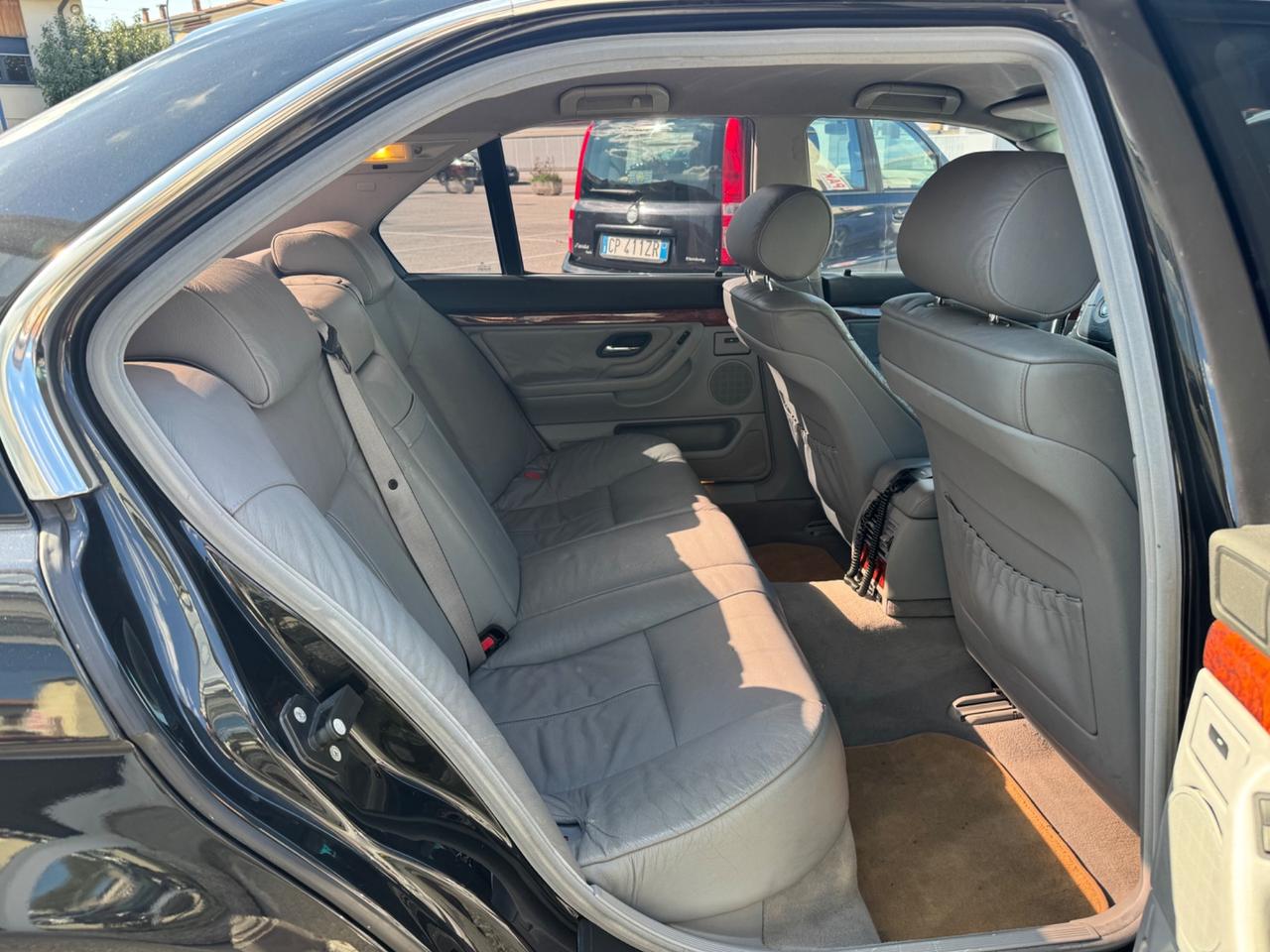 Bmw 728 728i 24V cat
