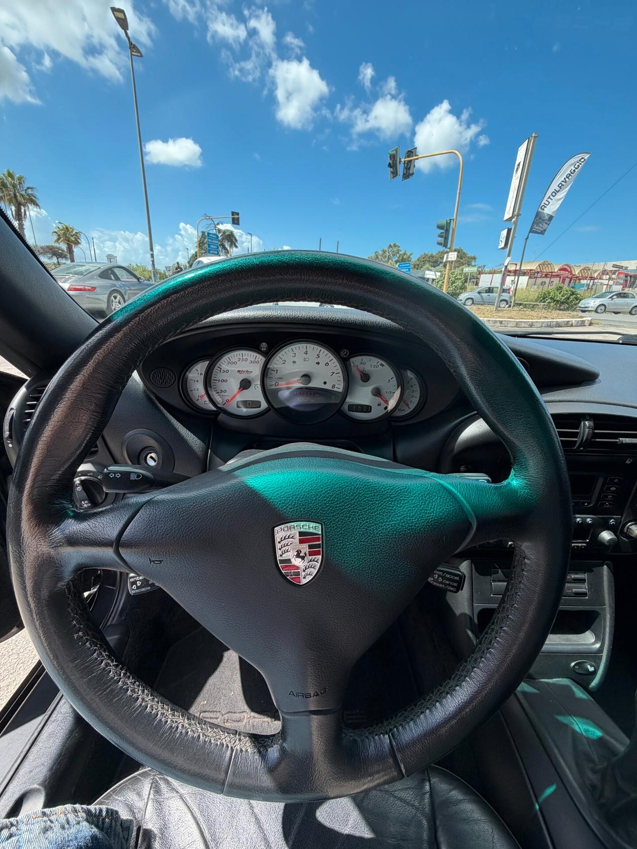 Porsche 911 Carrera Cabriolet