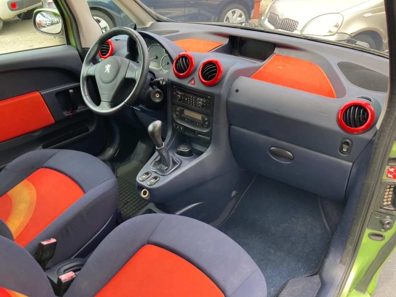 PEUGEOT 1007 1.4 HDI (KM 152.687)