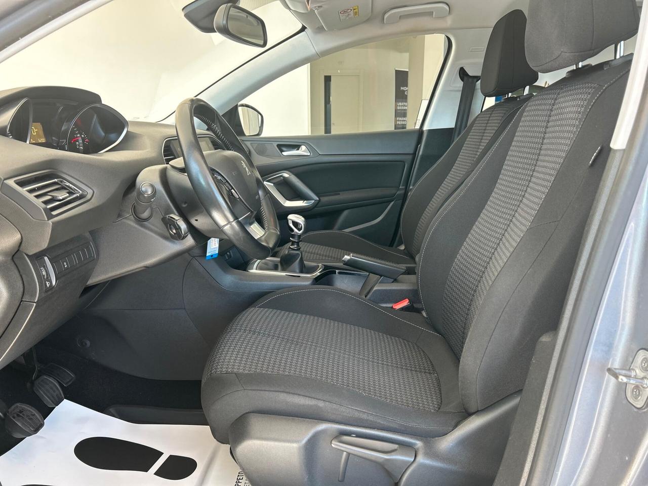 Peugeot 308 BlueHDi 120 S&S SW Business