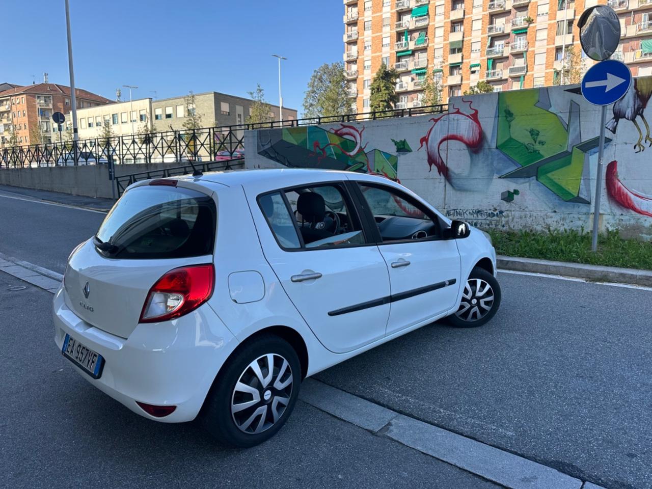 Renault Clio Storia 1.2 5 porte GPL fino 2030 della casa