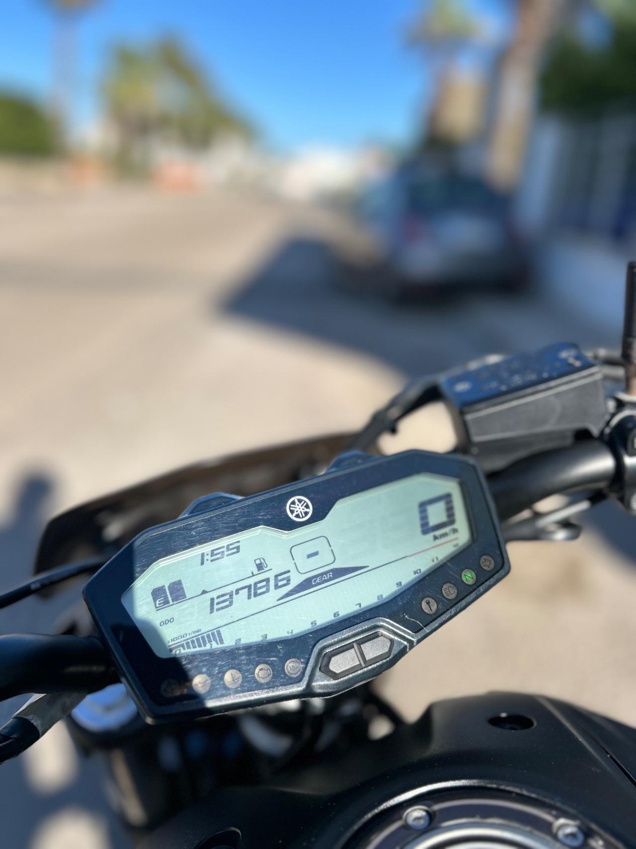 Yamaha MT-07 Strada