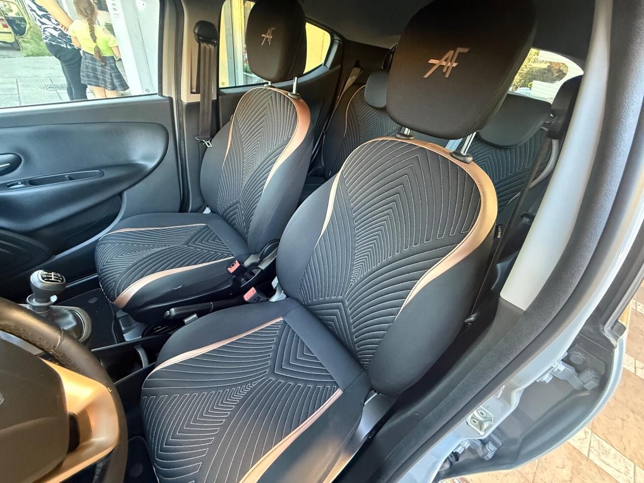 Lancia Ypsilon 2021 - 1.0 69cv S&S Hybrid Ecochic UnYca