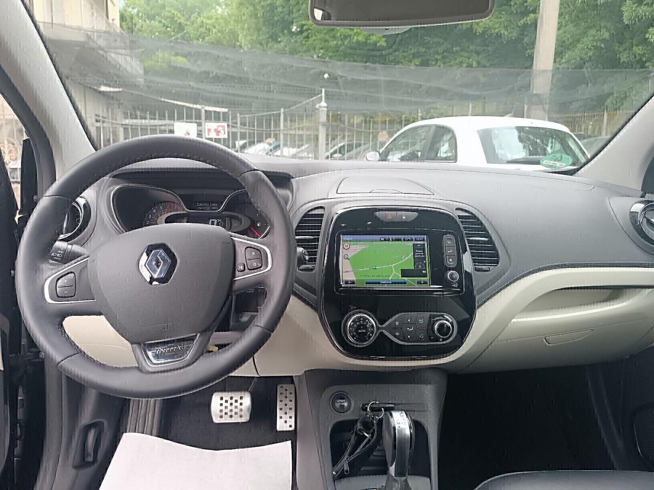 Renault Captur 1.2 AUTOMATIC 20.000KM PELLE GANCIO TRAINO
