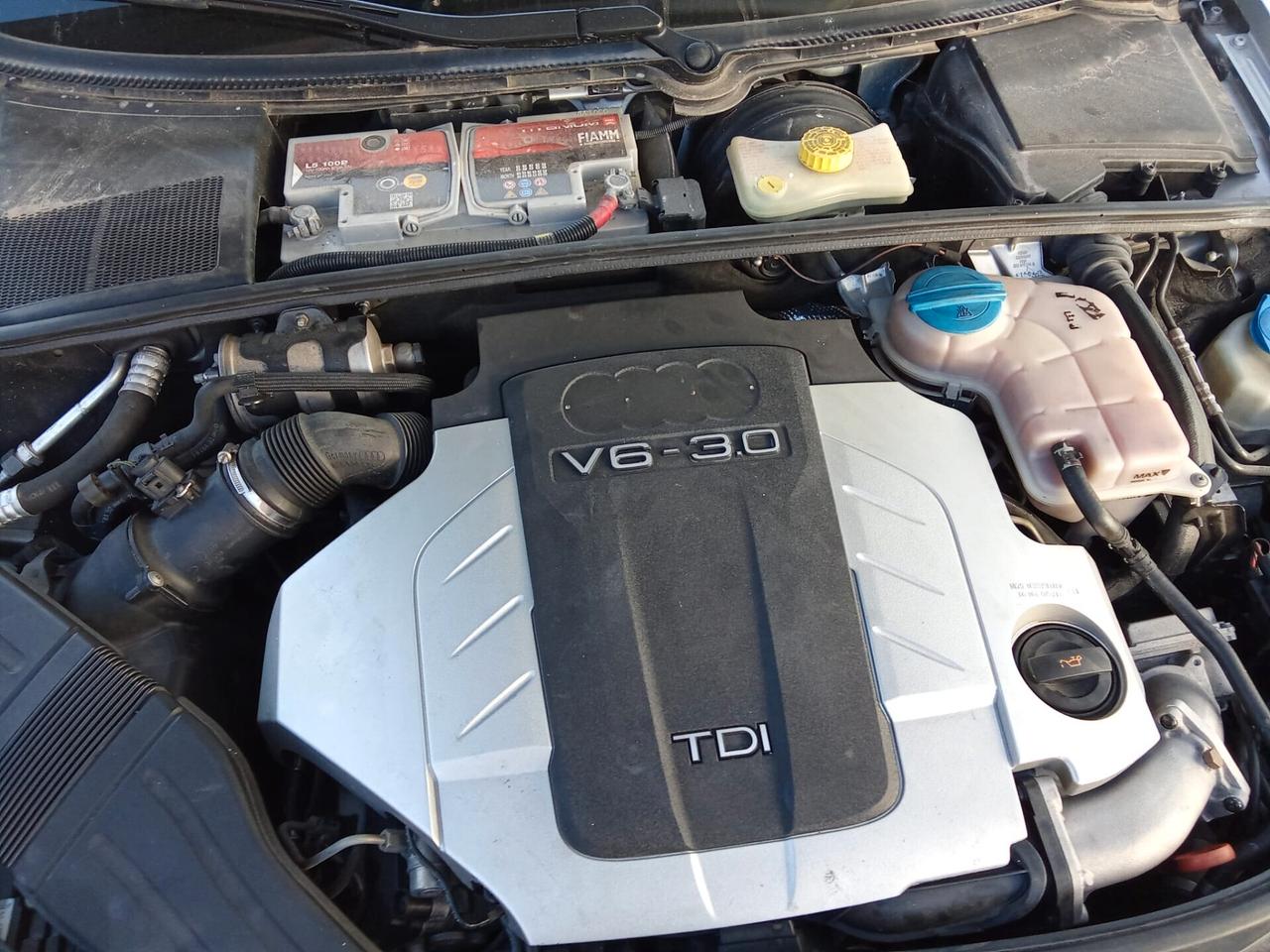 Audi A4 3.0 V6 TDI F.AP. quattro