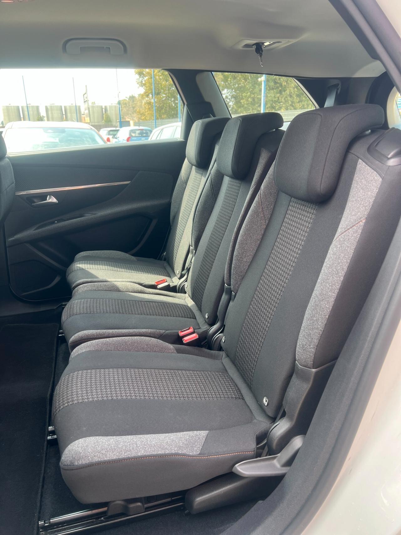 Peugeot 5008 - 7 Posti - Full Led - 1.5 Hdi