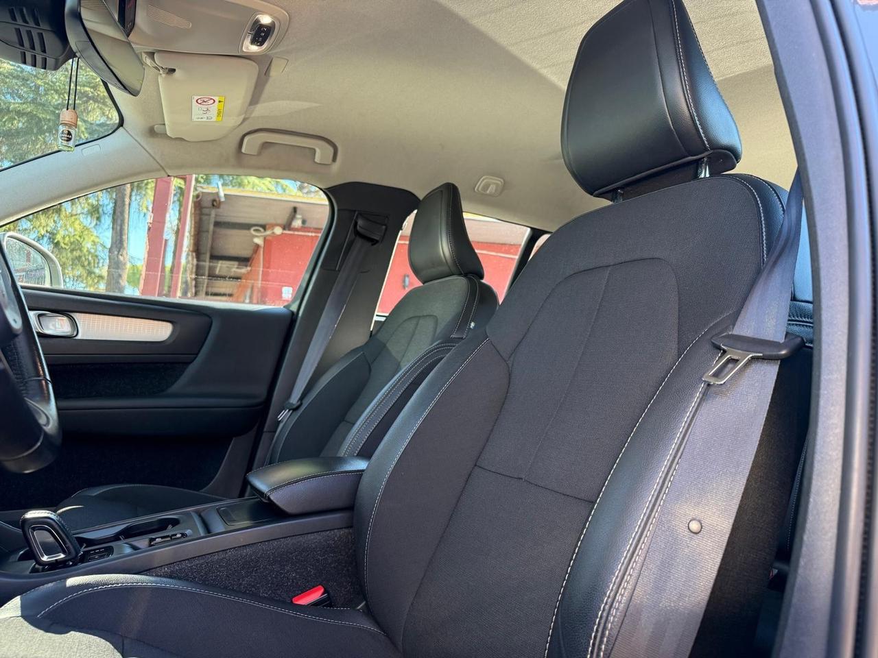 Volvo XC40 D3 Geartronic R-design LED KAMERA *PROMO*