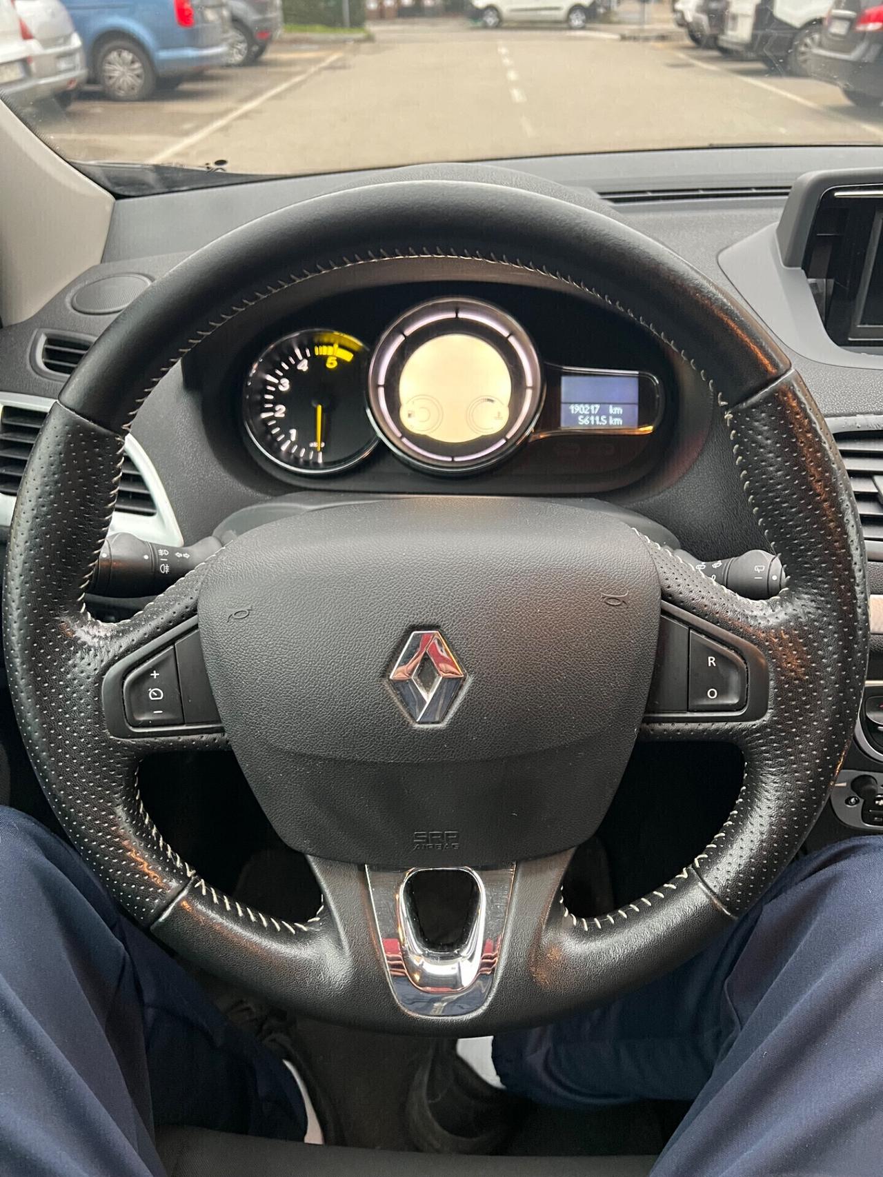 Renault Megane Mégane 1.5 dCi 110CV Start&Stop ESM SporTour Wave