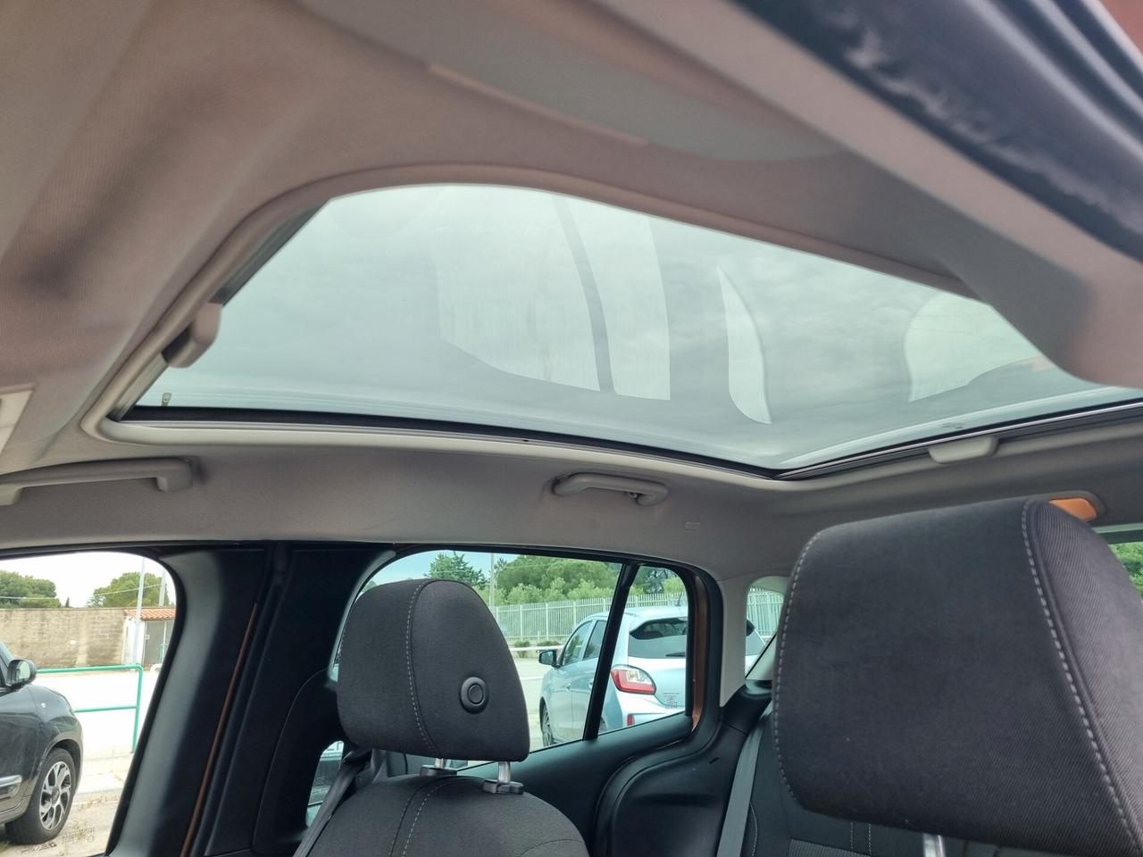 Ford B-Max 1.6 TDCi 95 CV Titanium TETTO PANORAMICO