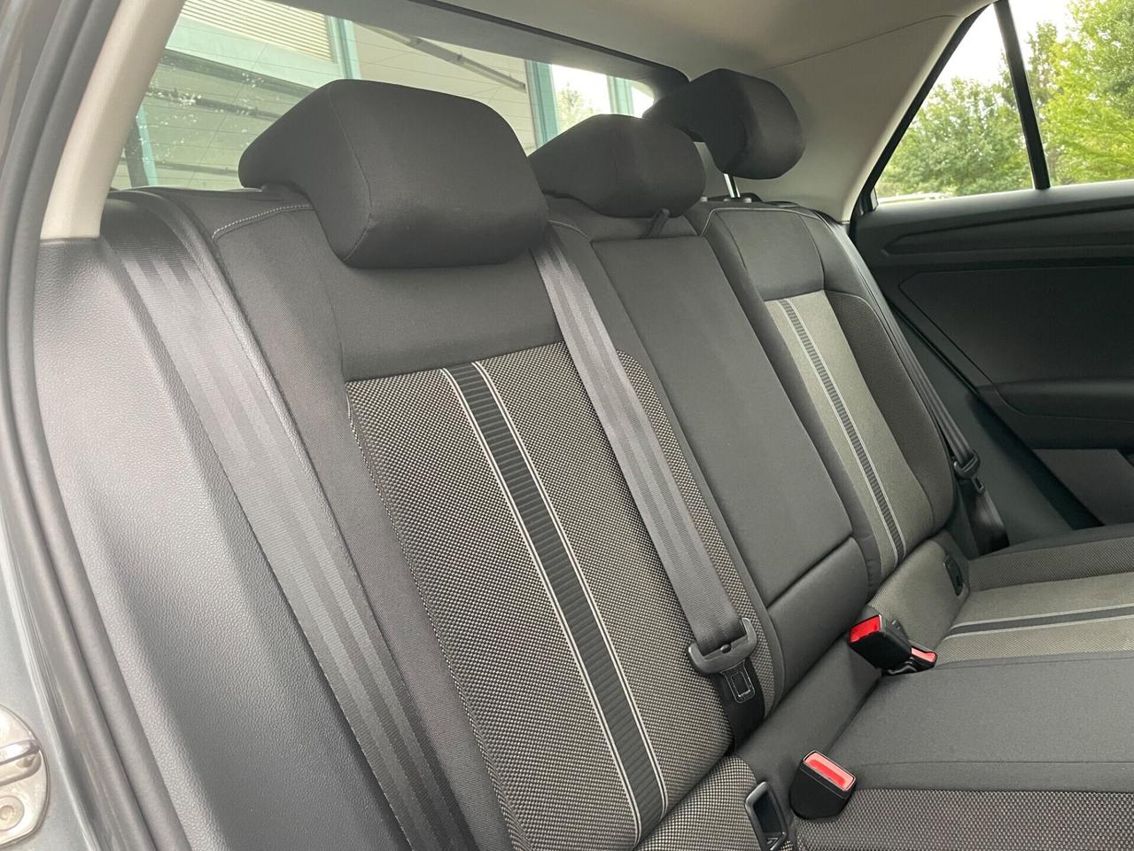 Volkswagen T-Roc 1.6 TDI 116CV Style