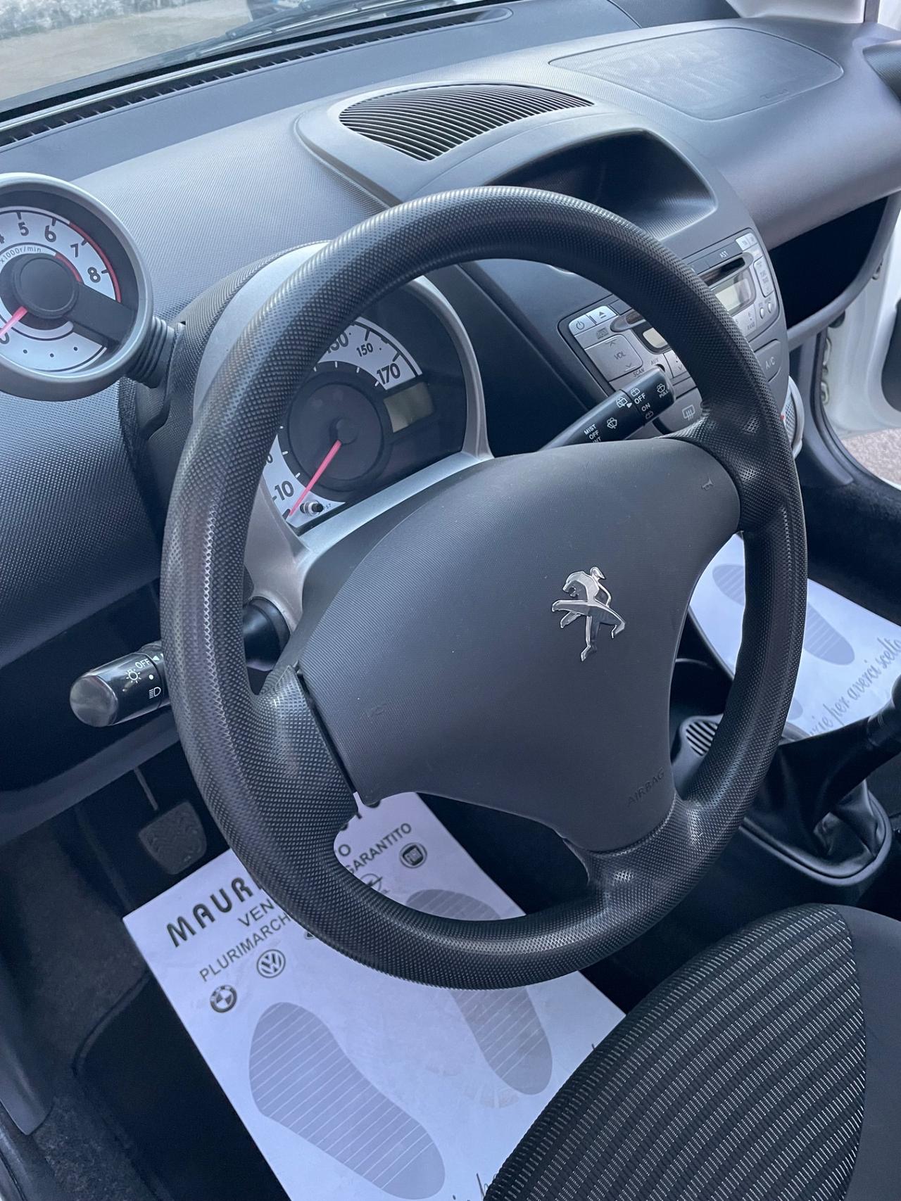 Peugeot 107 1.0 68CV 5p. Superga full optional dal nord Italia