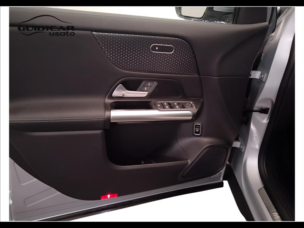 Mercedes-Benz GLA-H247 2023 - GLA 180 d Progressive Advanced auto