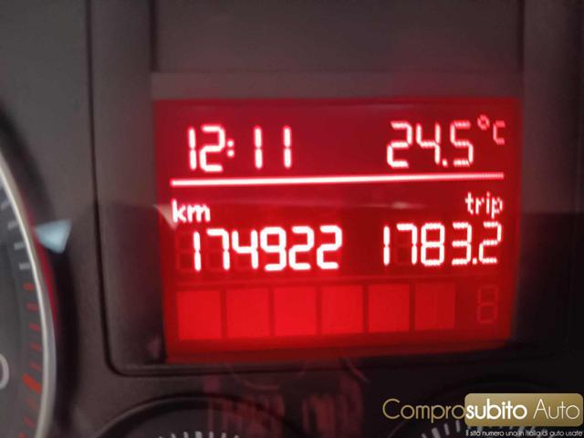 VOLKSWAGEN Golf 1.6 16V FSI 5p. Sportline