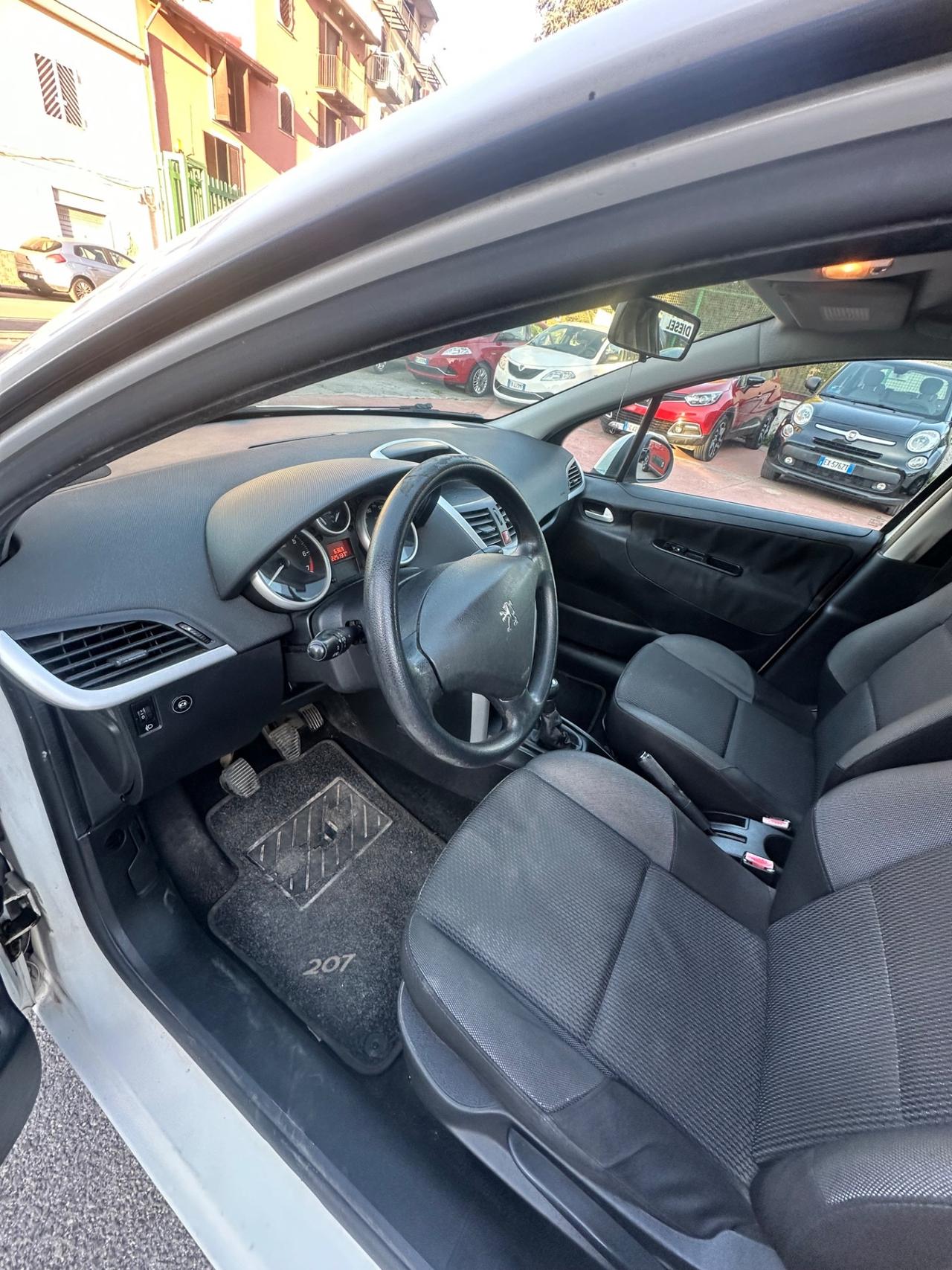 Peugeot 207 Plus 1.4 8V 75CV 5p. ECO GPL