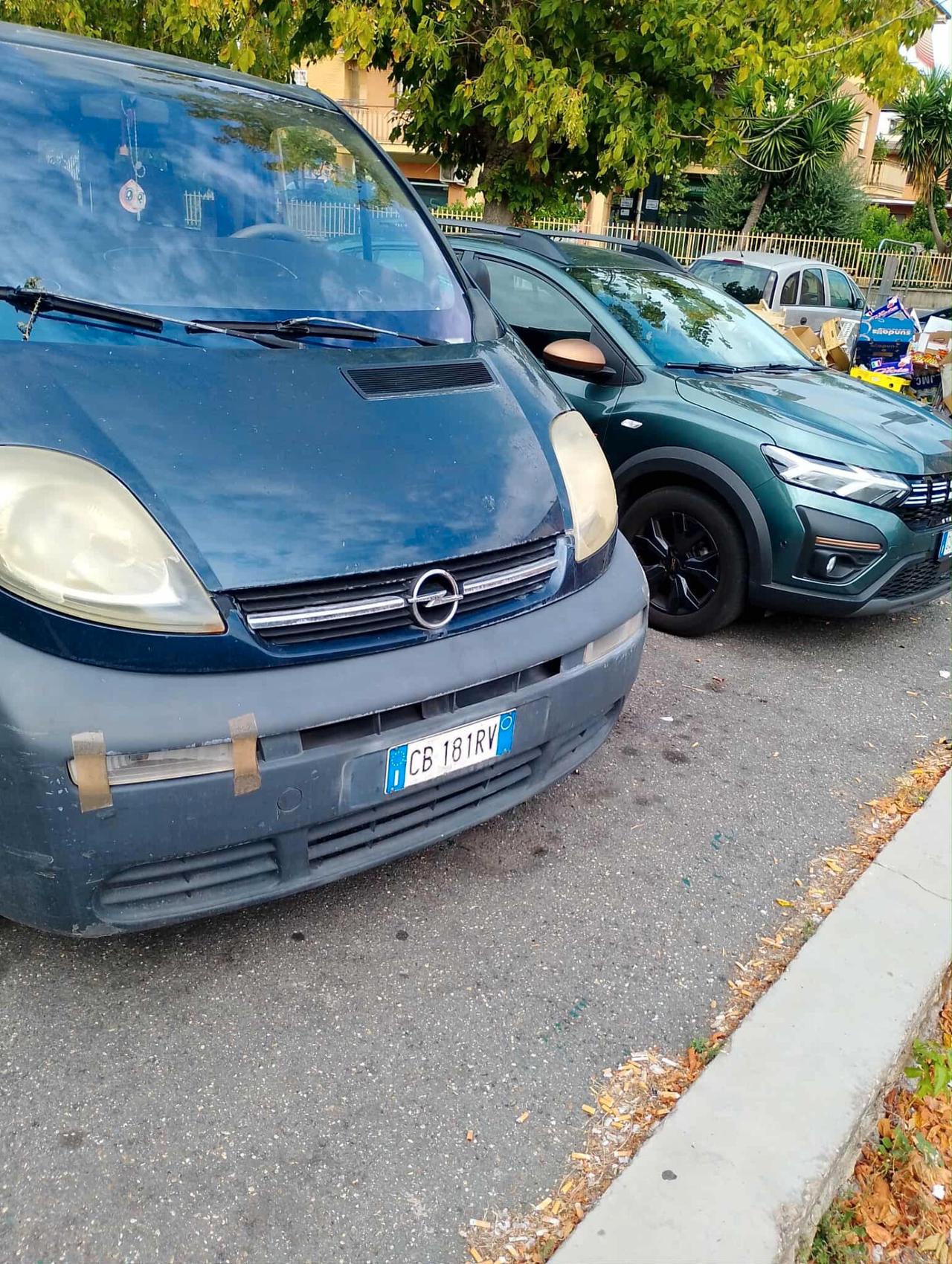 Opel Vivaro 27 1.9 DI PC-TN Combi