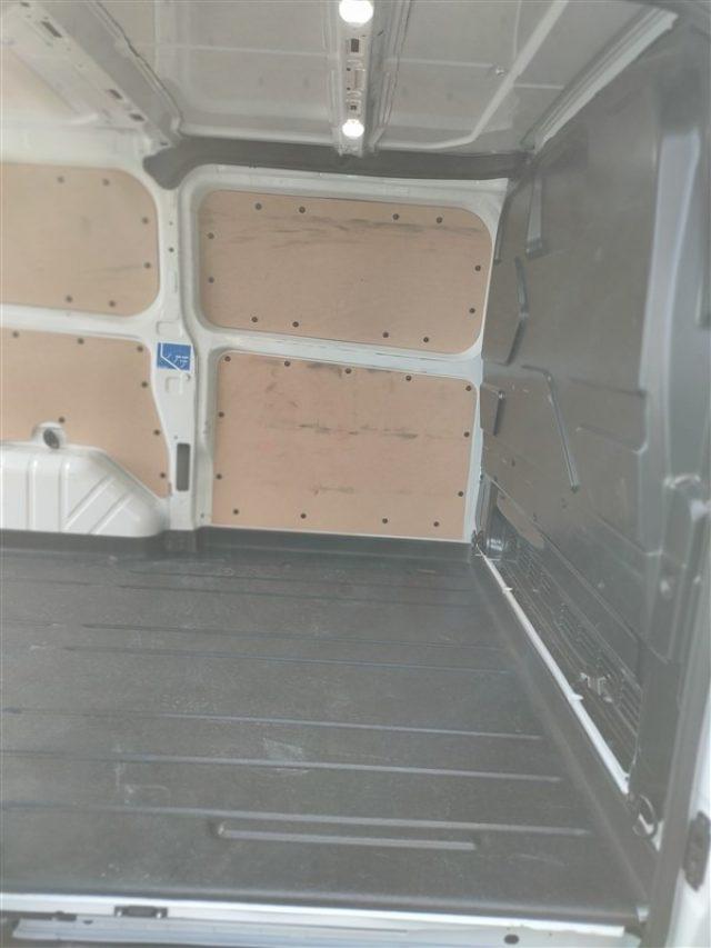 FORD Transit Custom 340 2.0 TDCI 170CV TREND L1H1 AUTO E6.2